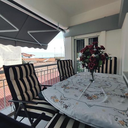 Seaside Apartments Неа-Ираклия Экстерьер фото