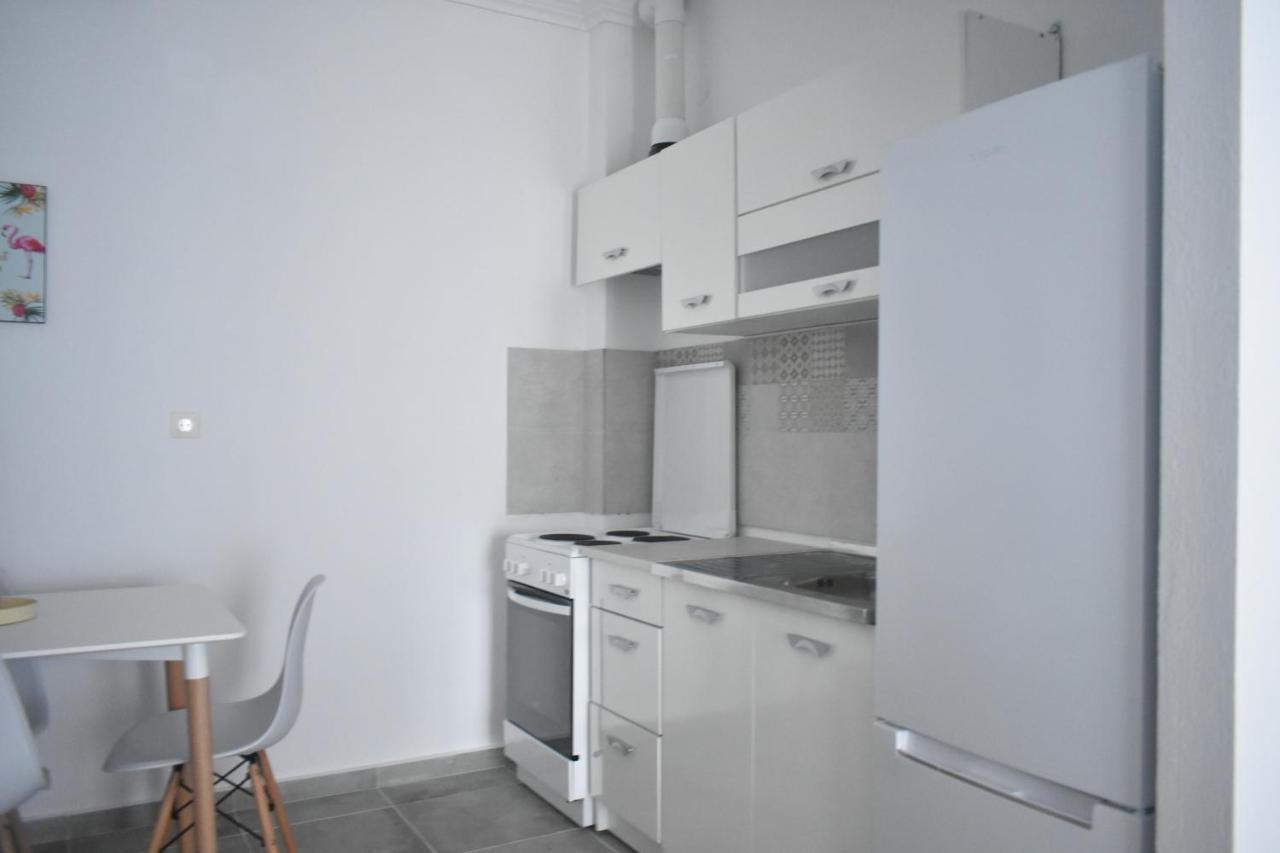 Seaside Apartments Неа-Ираклия Экстерьер фото