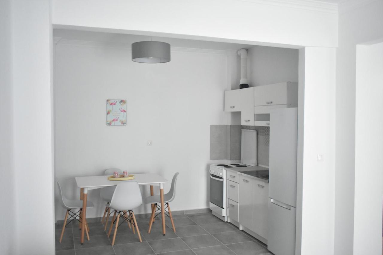 Seaside Apartments Неа-Ираклия Экстерьер фото