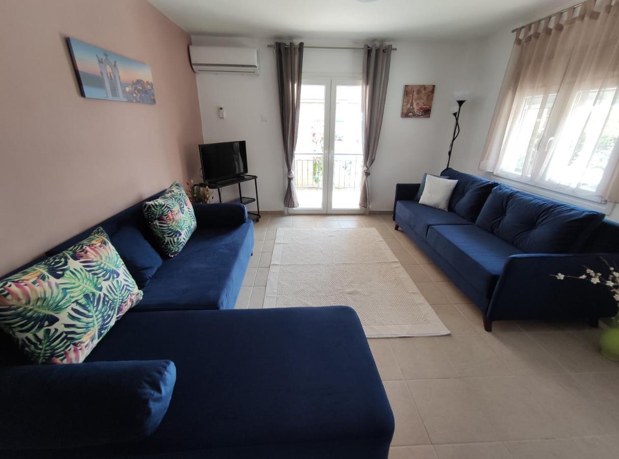 Seaside Apartments Неа-Ираклия Экстерьер фото