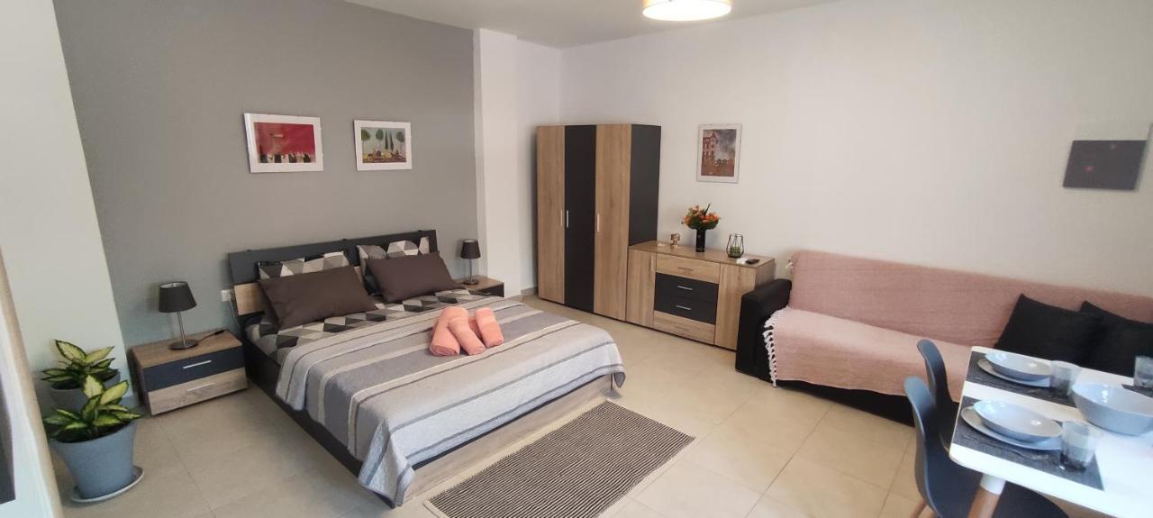 Seaside Apartments Неа-Ираклия Экстерьер фото